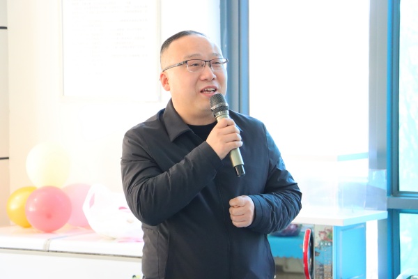 �ж����ģ���֮���� | ������ά����ҽԺ2025��ж�����Ա�����ջ���ů��Ļ